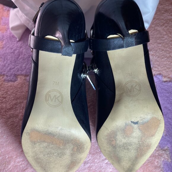 Brian Atwood Black Leather Platform Stiletto Ankle Boots - Picture 6 of 8